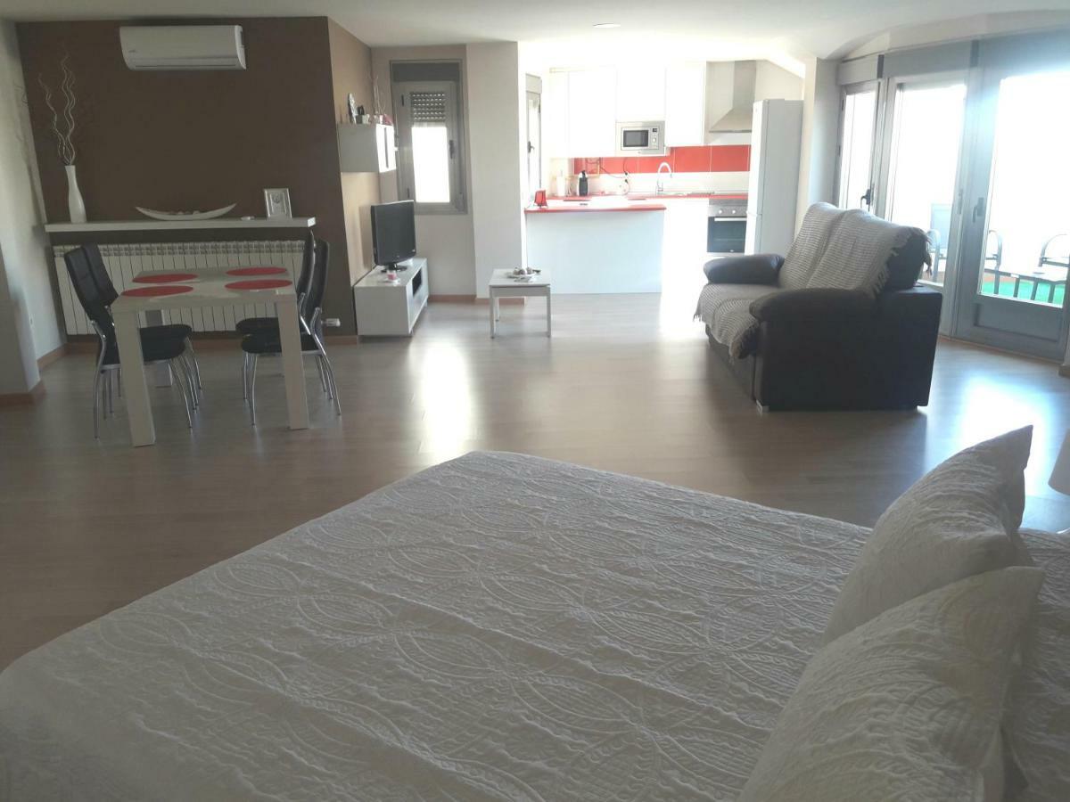 Apartamento Atico Apartment Valdepenas Ngoại thất bức ảnh